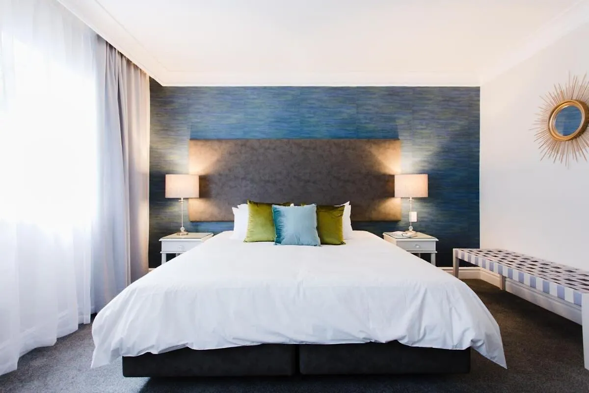 Hotel Type Living, Spacious, Central, Secure,Wifi! Cape Town