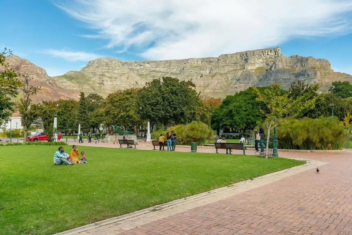 Hotel Type Living, Spacious, Central, Secure,Wifi! Cape Town 0*,  South Africa