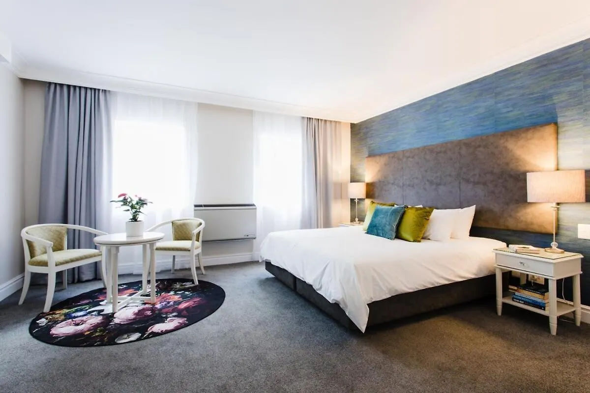 Hotel Type Living, Spacious, Central, Secure,Wifi! Cape Town